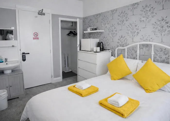 The Roslyn Guest House Paignton